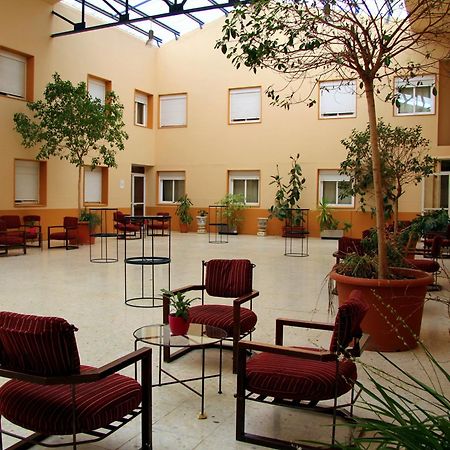 Ahc Hoteles Cáceres Facilidades foto